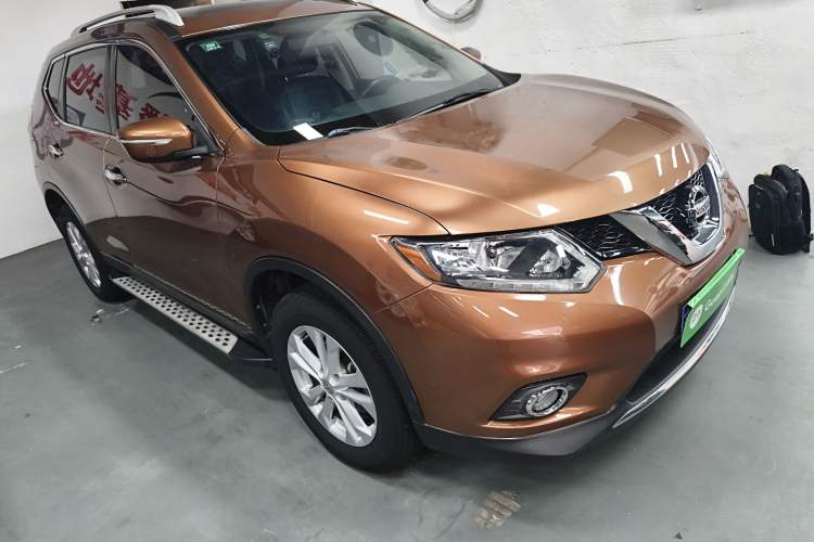Used Nissan X-Trail 2016 2.0L CVT Smart Enjoyment Version 4WD Exterior 1