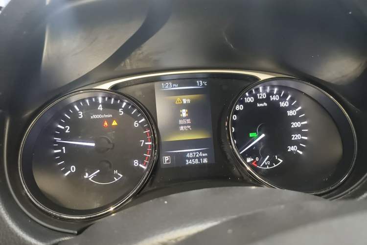 Used Nissan X-Trail 2016 2.0L CVT Smart Enjoyment Version 4WD Instrument Cluster