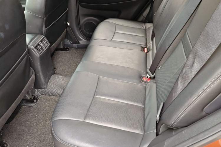 Used Nissan X-Trail 2016 2.5L CVT Sport Edition 4WD Left Rear Seat