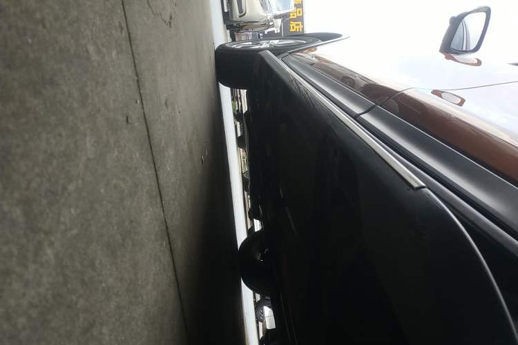 Used Nissan X-Trail 2016 2.5L CVT Sport Edition 4WD Left Side Sill