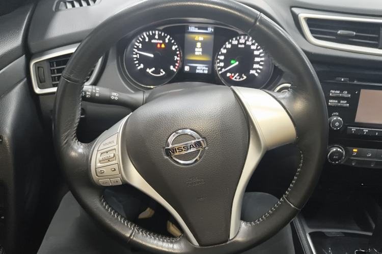 Used Nissan X-Trail 2016 2.0L CVT Smart Enjoyment Version 4WD Steering Wheel