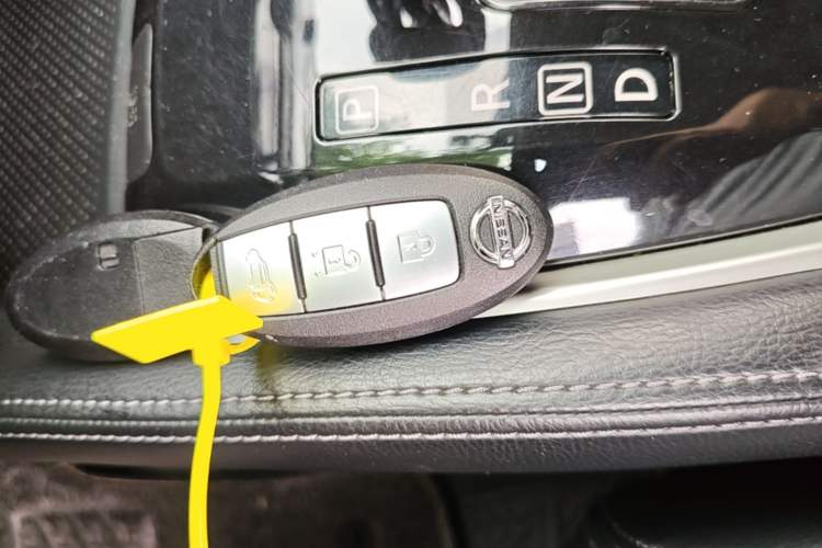 Used Nissan X-Trail 2016 2.5L CVT Sport Edition 4WD Vehicle Key