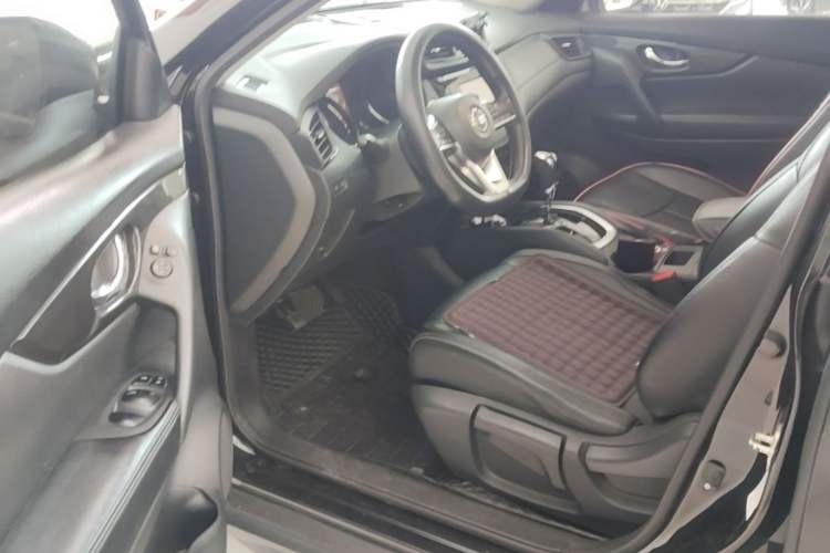 Used Nissan X-Trail 2017 2.0L CVT Comfort Edition 2WD Driver Seat