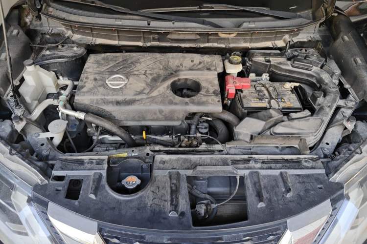 Used Nissan X-Trail 2017 2.0L CVT Comfort Edition 2WD Engine Bay