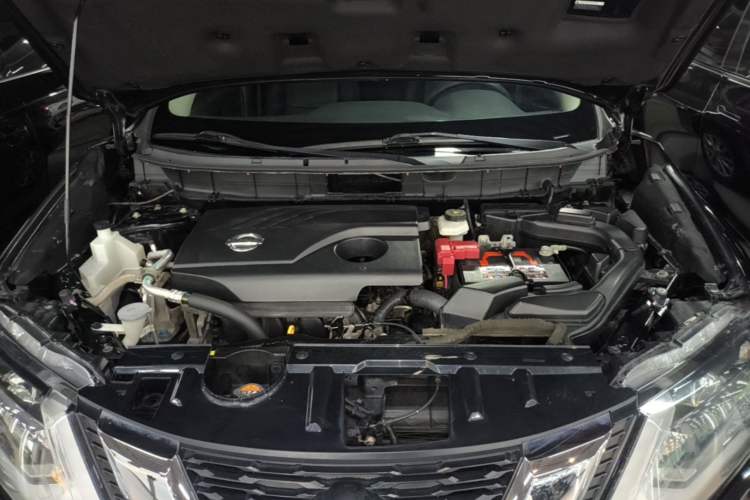 Used Nissan X-Trail 2017 2.0L CVT Comfort Edition 2WD Engine Bay