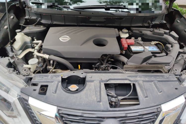 Used Nissan X-Trail 2017 2.0L CVT Comfort Edition 2WD Engine Bay