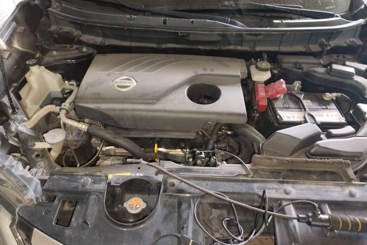 Used Nissan X-Trail 2017 2.0L CVT Comfort Edition 2WD Engine Bay