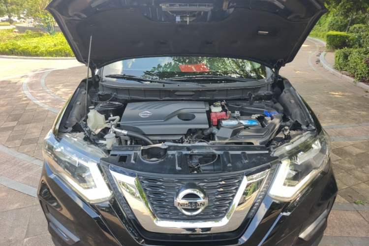 Used Nissan X-Trail 2017 2.0L CVT Comfort Edition 2WD Engine Bay