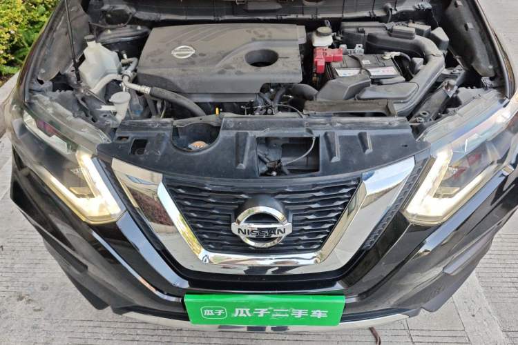 Used Nissan X-Trail 2017 2.0L CVT Comfort Edition 2WD Engine Bay