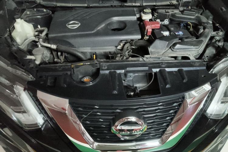 Used Nissan X-Trail 2017 2.0L CVT Comfort Edition 2WD Engine Bay