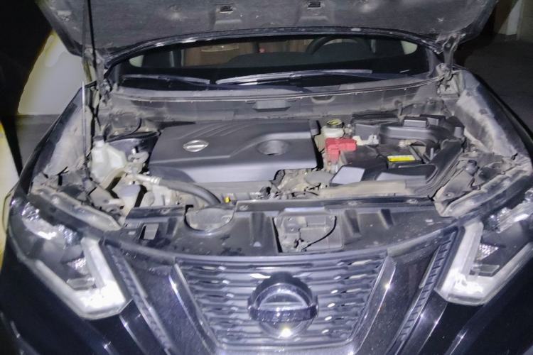 Used Nissan X-Trail 2017 2.0L CVT Comfort Edition 2WD Engine Bay