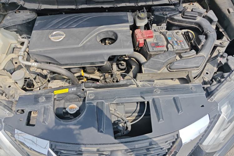 Used Nissan X-Trail 2017 2.0L CVT Comfort Edition 2WD Engine Bay