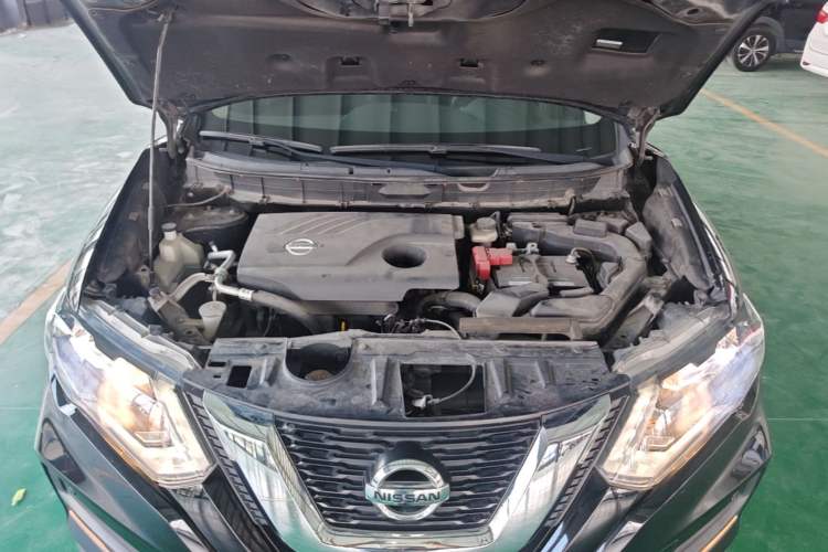 Used Nissan X-Trail 2017 2.0L CVT Comfort Edition 2WD Engine Bay