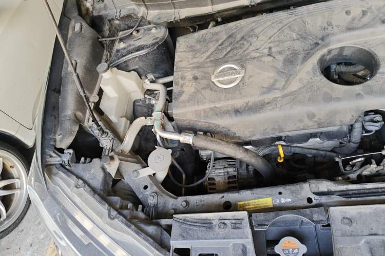 Used Nissan X-Trail 2017 2.0L CVT Comfort Edition 2WD Engine Bay Right