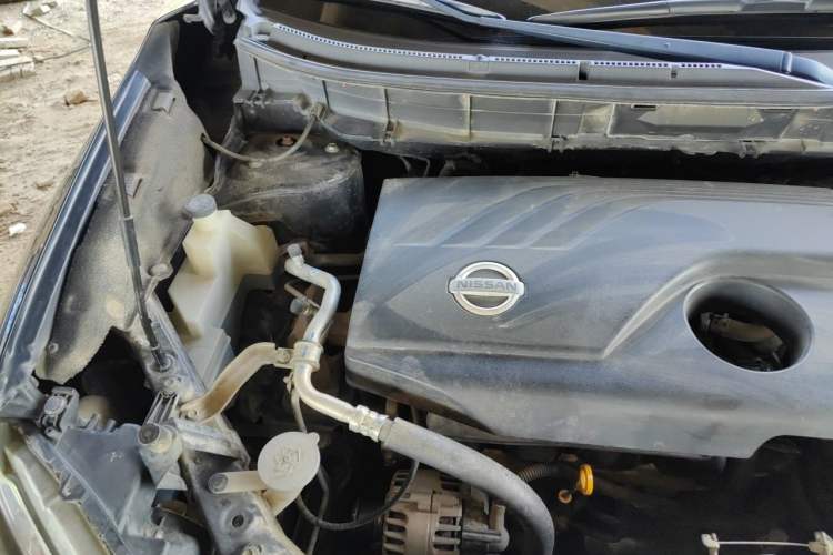 Used Nissan X-Trail 2017 2.0L CVT Comfort Edition 2WD Engine Bay Right