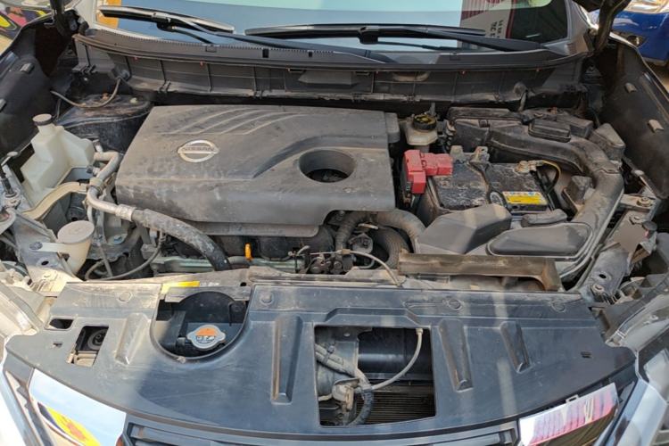 Used Nissan X-Trail 2017 2.0L CVT Comfort Edition 2WD Engine Bay