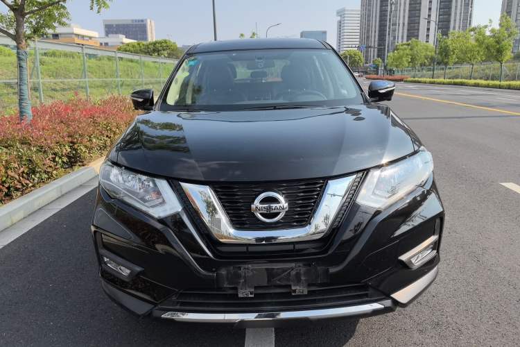 Used Nissan X-Trail 2017 2.0L CVT Smart Enjoyment Version 2WD Exterior 3