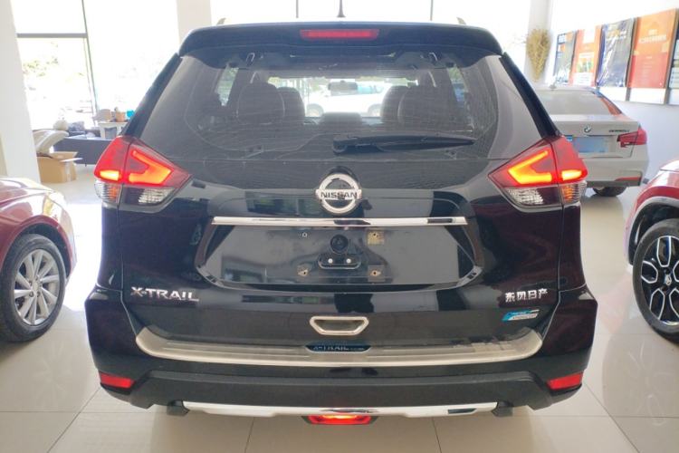 Used Nissan X-Trail 2017 2.0L CVT Comfort Edition 2WD Exterior 4