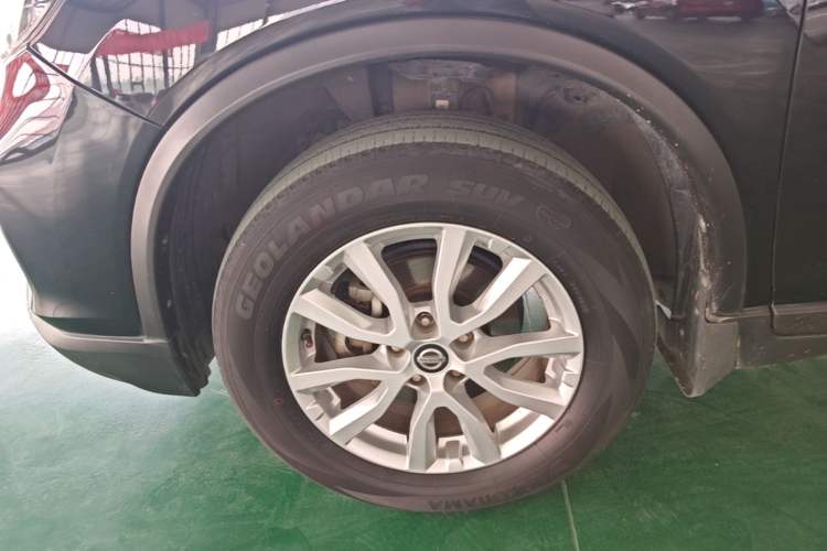 Used Nissan X-Trail 2017 2.0L CVT Comfort Edition 2WD Exterior 4