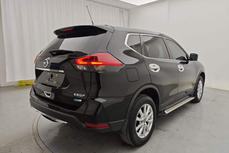 Used Nissan X-Trail 2017 2.0L CVT Comfort Edition 2WD Exterior 4