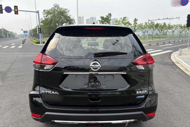 Used Nissan X-Trail 2017 2.5L CVT Luxury Edition 4WD Exterior 5