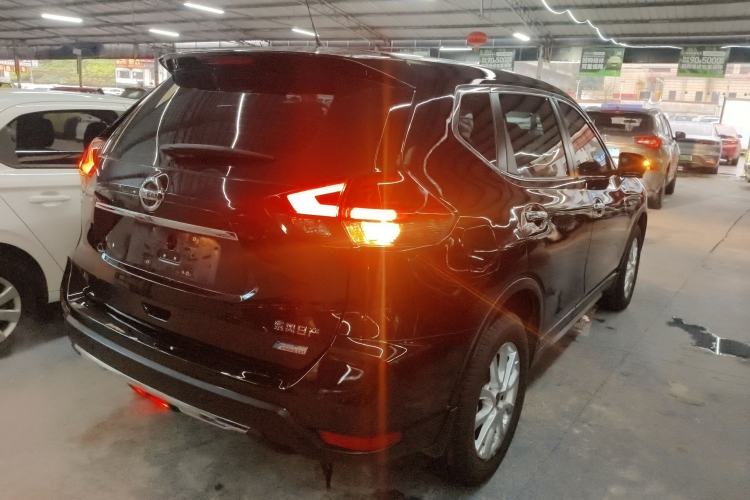Used Nissan X-Trail 2017 2.0L CVT Comfort Edition 2WD Exterior 5