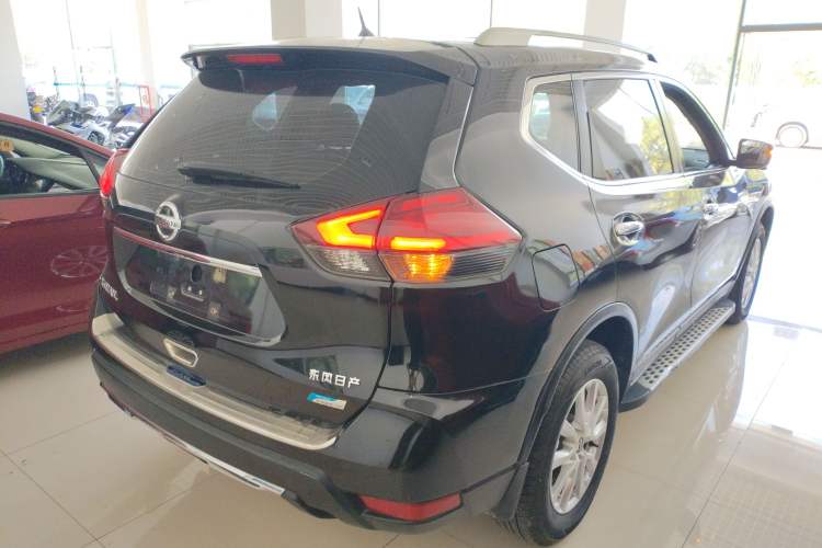 Used Nissan X-Trail 2017 2.0L CVT Comfort Edition 2WD Exterior 5