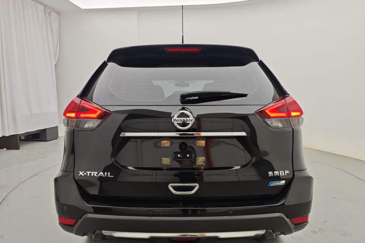 Used Nissan X-Trail 2017 2.0L CVT Comfort Edition 2WD Exterior 5