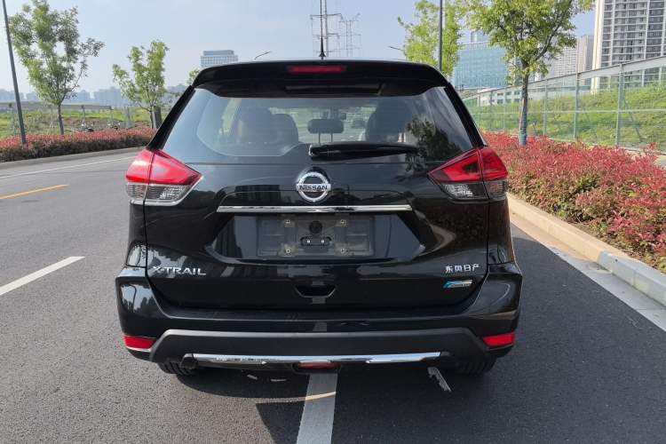 Used Nissan X-Trail 2017 2.0L CVT Smart Enjoyment Version 2WD Exterior 7
