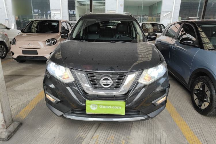 Used Nissan X-Trail 2017 2.5L CVT Luxury Edition 4WD Front