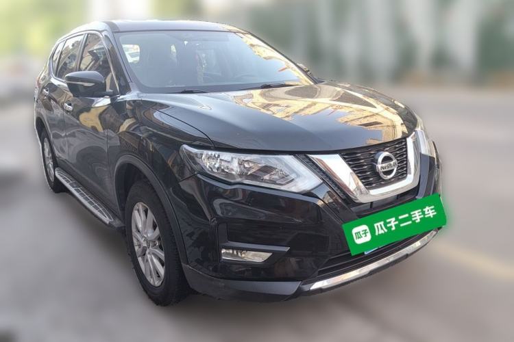 Used Nissan X-Trail 2017 2.0L CVT Comfort Edition 2WD Front Right 45 Deg