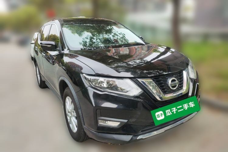 Used Nissan X-Trail 2017 2.0L CVT Comfort Edition 2WD Front Right 45 Deg