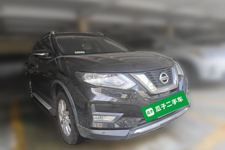 Used Nissan X-Trail 2017 2.0L CVT Comfort Edition 2WD Front Right 45 Deg