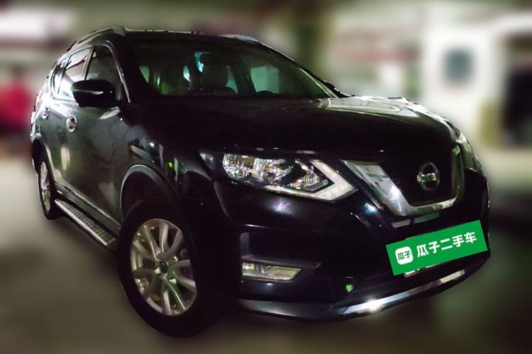 Used Nissan X-Trail 2017 2.0L CVT Comfort Edition 2WD Front Right 45 Deg