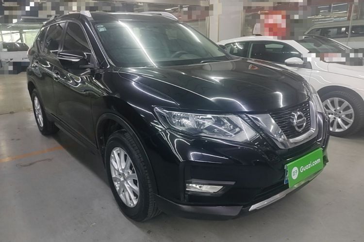 Used Nissan X-Trail 2017 2.0L CVT Comfort Edition 2WD Front Right 45 Deg
