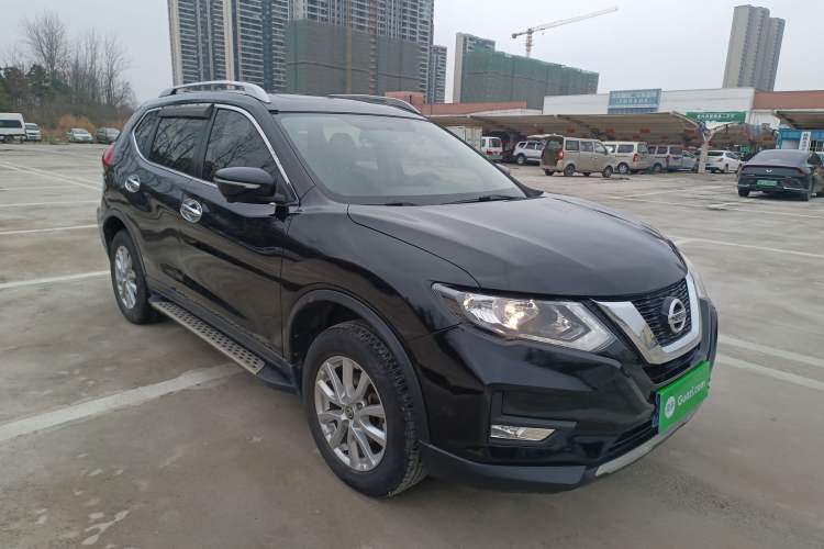 Used Nissan X-Trail 2017 2.0L CVT Comfort Edition 2WD Front Right 45 Deg