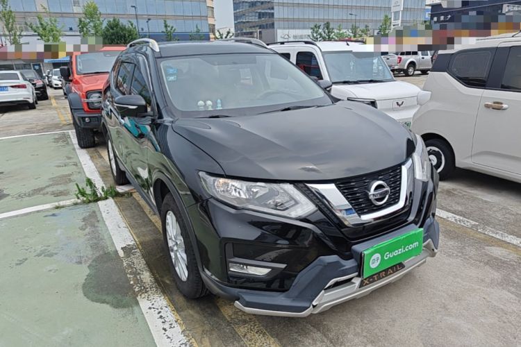 Used Nissan X-Trail 2017 2.0L CVT Comfort Edition 2WD Front Right 45 Deg