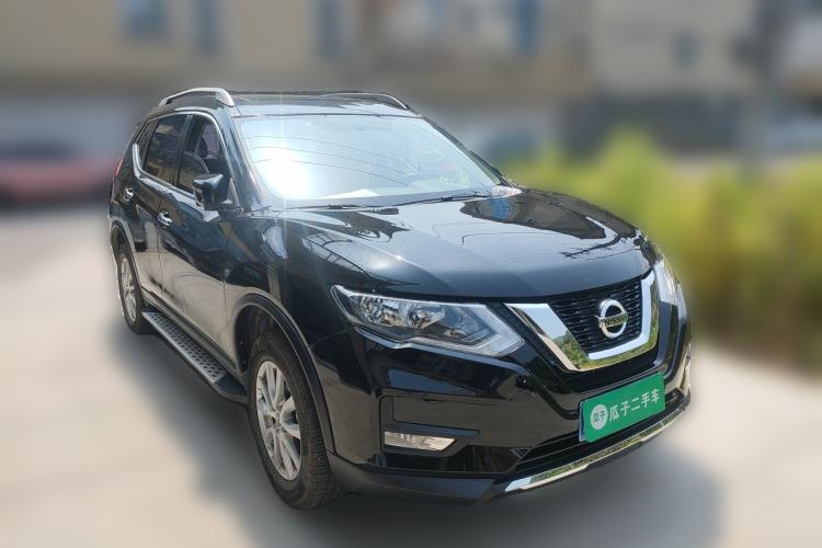Used Nissan X-Trail 2017 2.0L CVT Comfort Edition 2WD Front Right 45 Deg