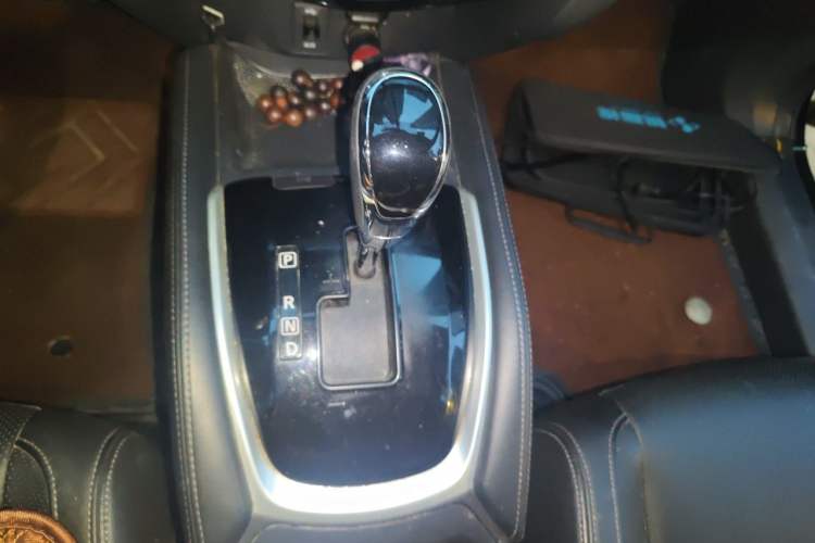 Used Nissan X-Trail 2017 2.0L CVT Comfort Edition 2WD Gear Lever