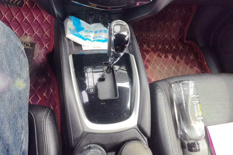 Used Nissan X-Trail 2017 2.0L CVT Comfort Edition 2WD Gear Lever
