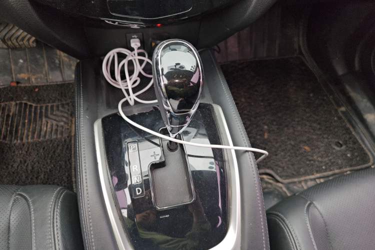 Used Nissan X-Trail 2017 2.0L CVT Comfort Edition 2WD Gear Lever