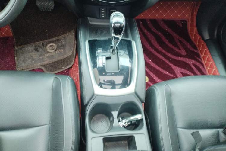Used Nissan X-Trail 2017 2.0L CVT Comfort Edition 2WD Gear Lever