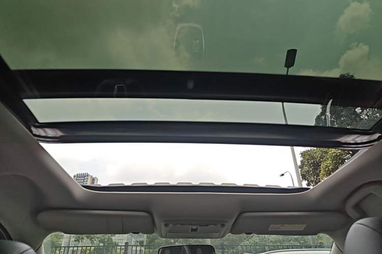 Used Nissan X-Trail 2017 2.0L CVT 7-Seater Comfort Edition 2WD Headliner