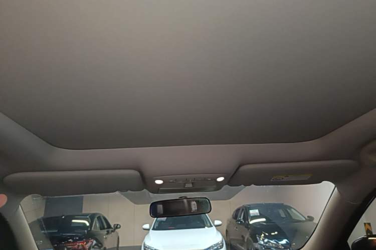 Used Nissan X-Trail 2017 2.0L CVT 7-Seater Comfort Edition 2WD Headliner