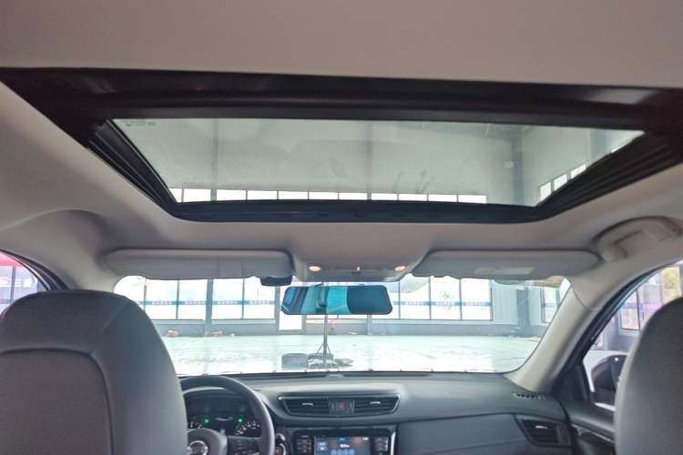 Used Nissan X-Trail 2017 2.0L CVT Comfort Edition 2WD Headliner
