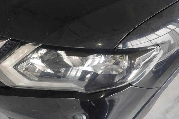 Used Nissan X-Trail 2017 2.0L CVT Comfort Edition 2WD Left Front Headlight