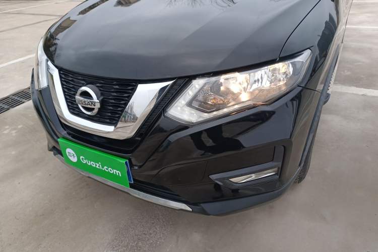 Used Nissan X-Trail 2017 2.0L CVT Comfort Edition 2WD Left Front Headlight