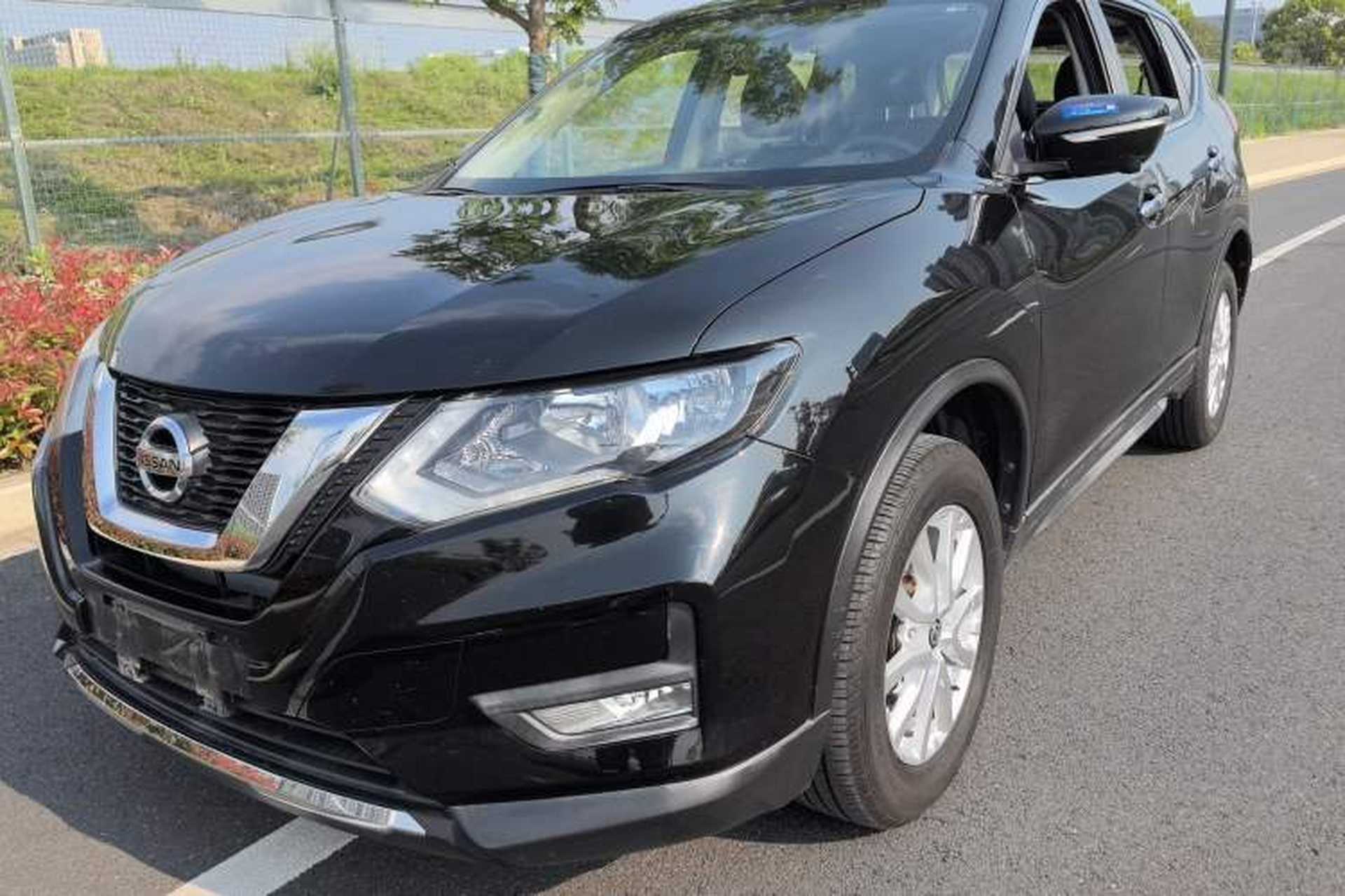 Used Nissan X-Trail 2017 2.0L CVT Smart Enjoyment Version 2WD Left Front Headlight