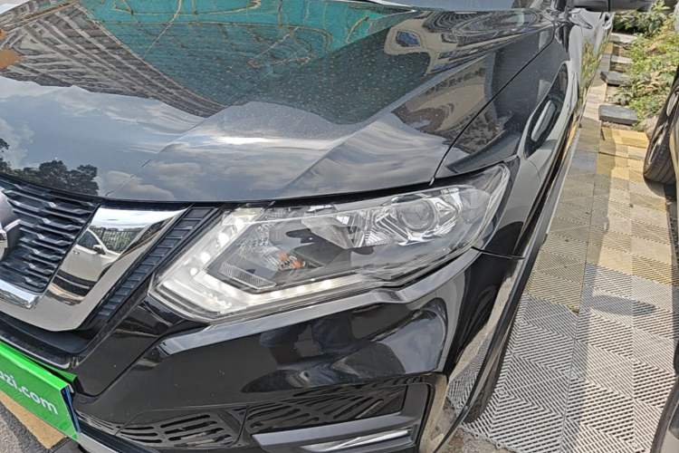 Used Nissan X-Trail 2017 2.0L CVT 7-Seater Comfort Edition 2WD Left Front Headlight