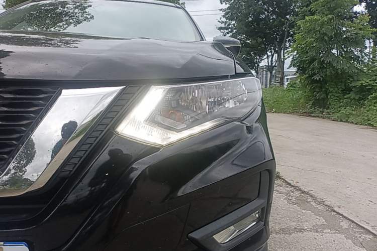 Used Nissan X-Trail 2017 2.0L CVT Comfort Edition 2WD Left Front Headlight